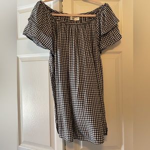 NWOT Terra and Sky- Off-The-Shoulder Blouse